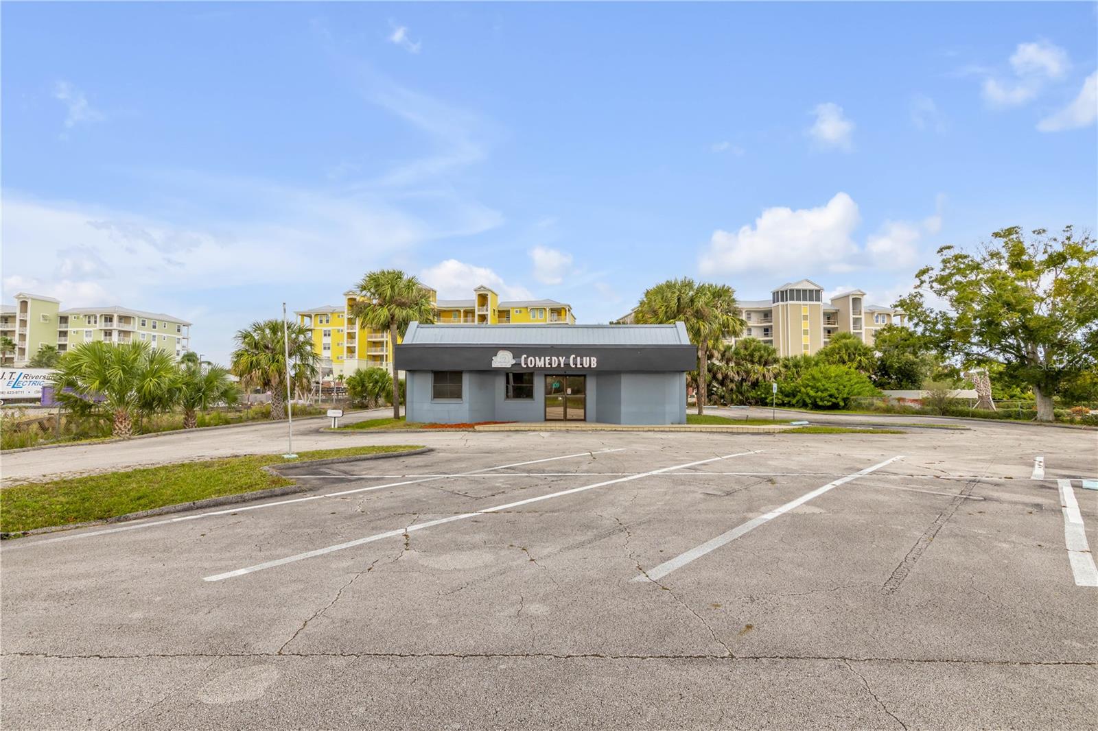 Image 15 of 62 For 109 Causeway