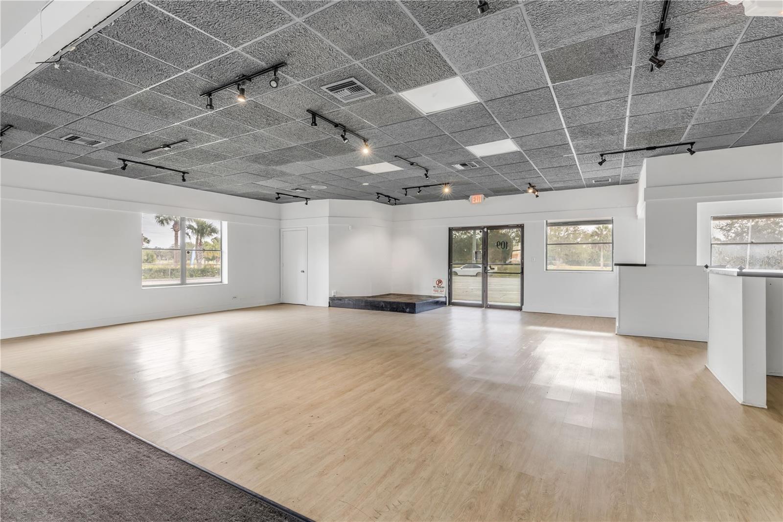 Image 27 of 62 For 109 Causeway