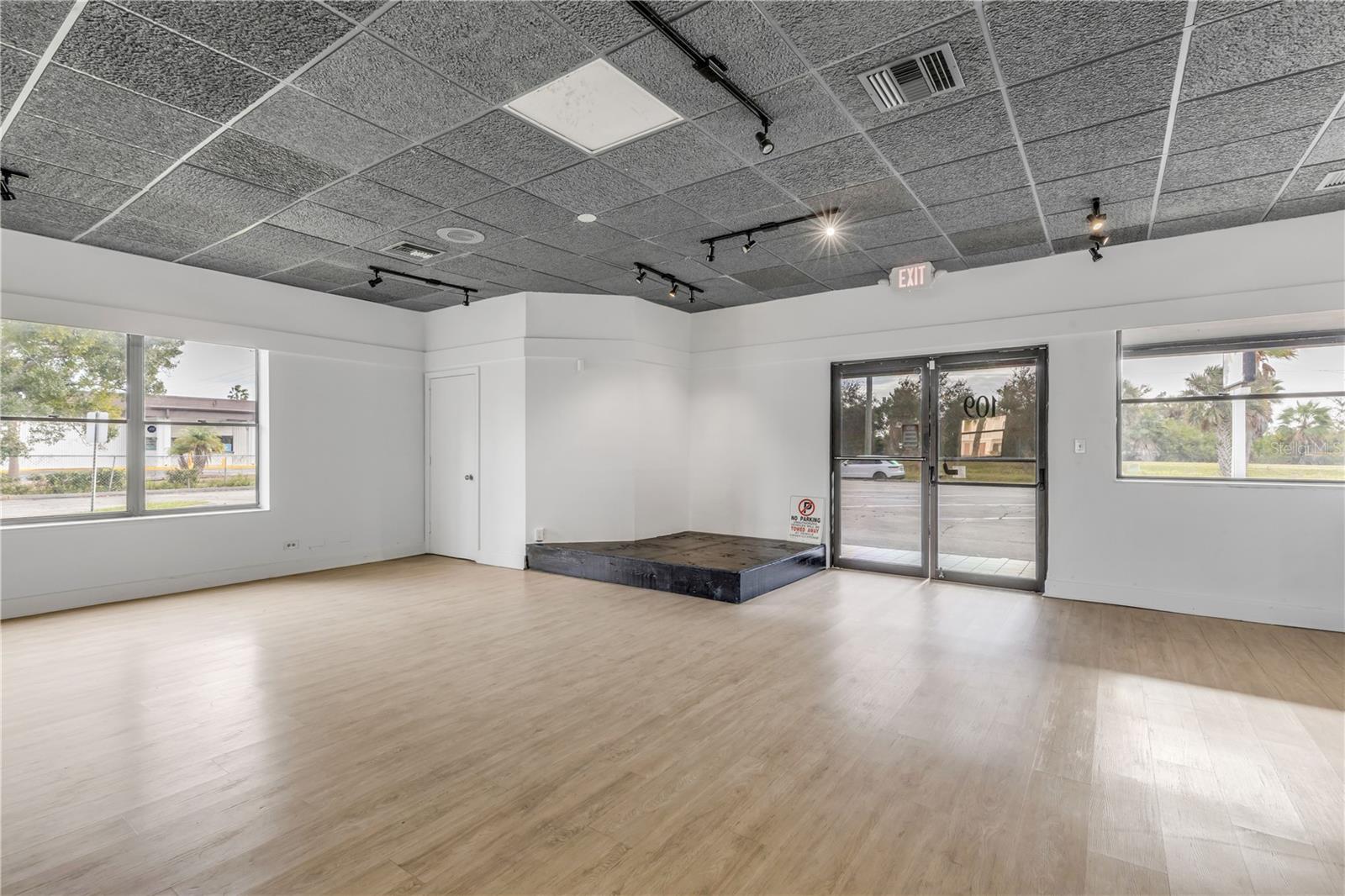 Image 29 of 62 For 109 Causeway