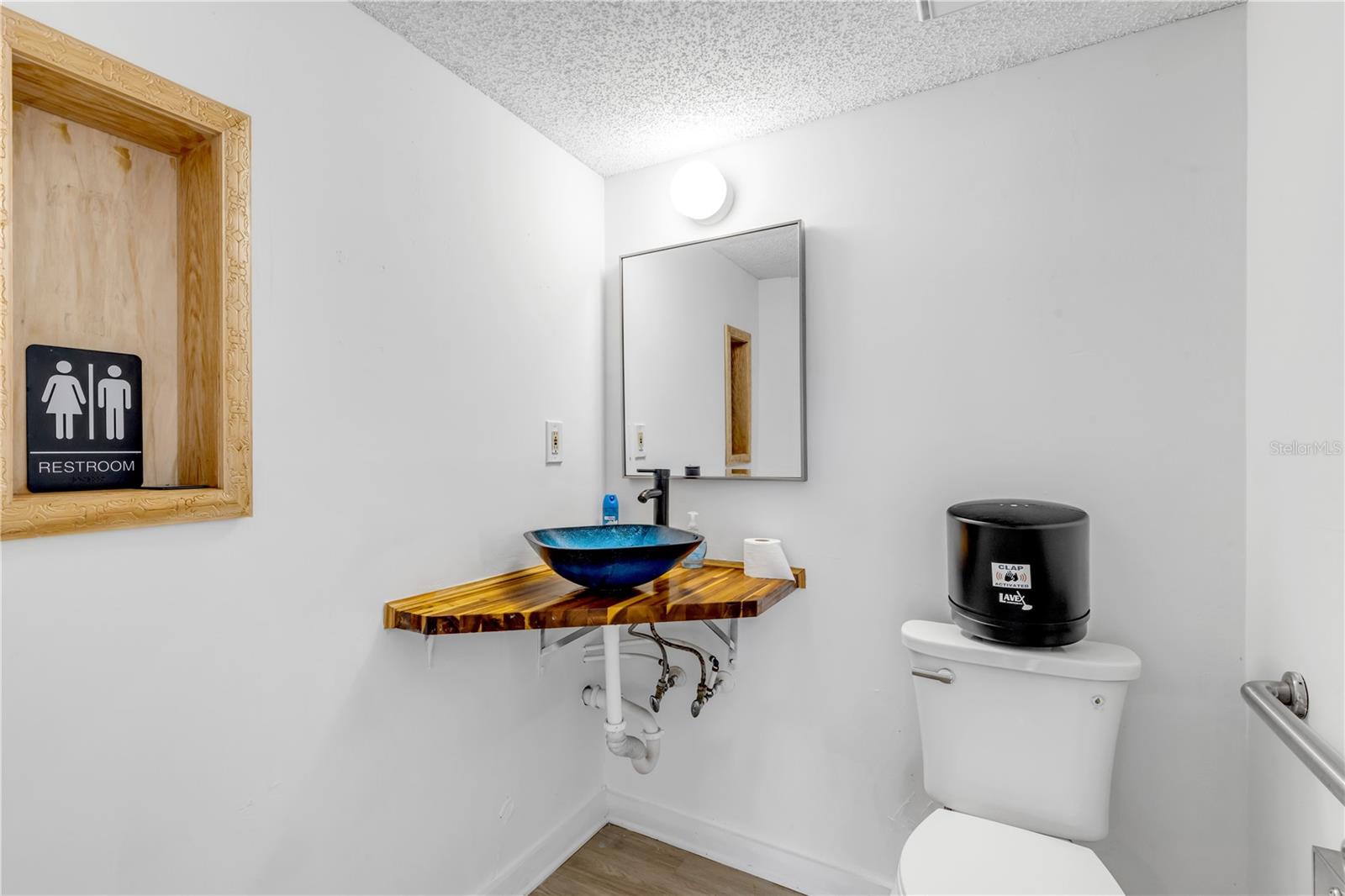 Image 38 of 62 For 109 Causeway