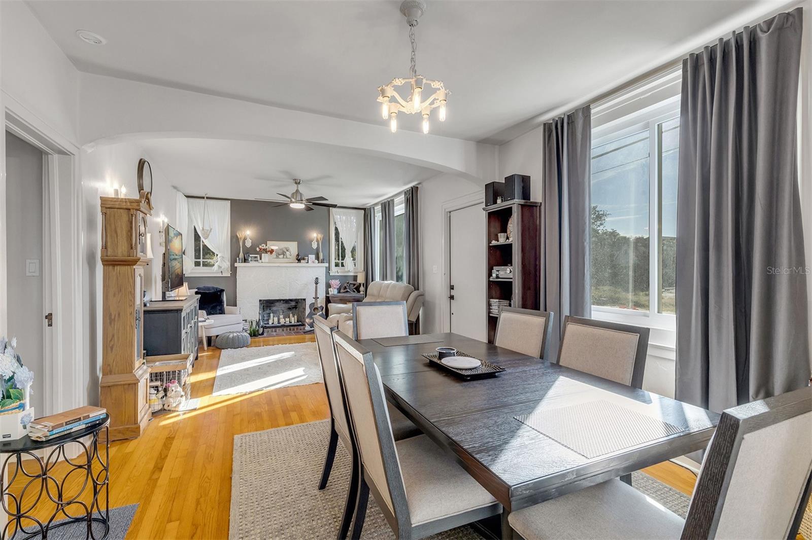 Image 17 of 91 For 113 Halifax Drive