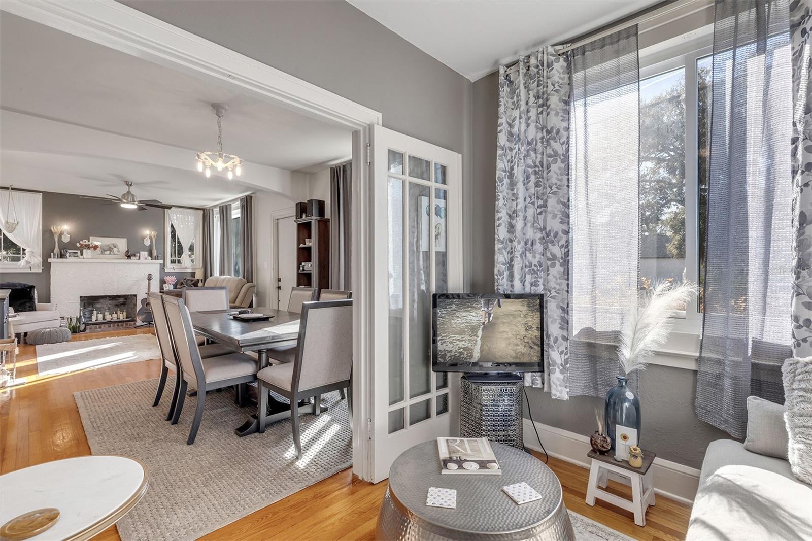 Image 19 of 91 For 113 Halifax Drive