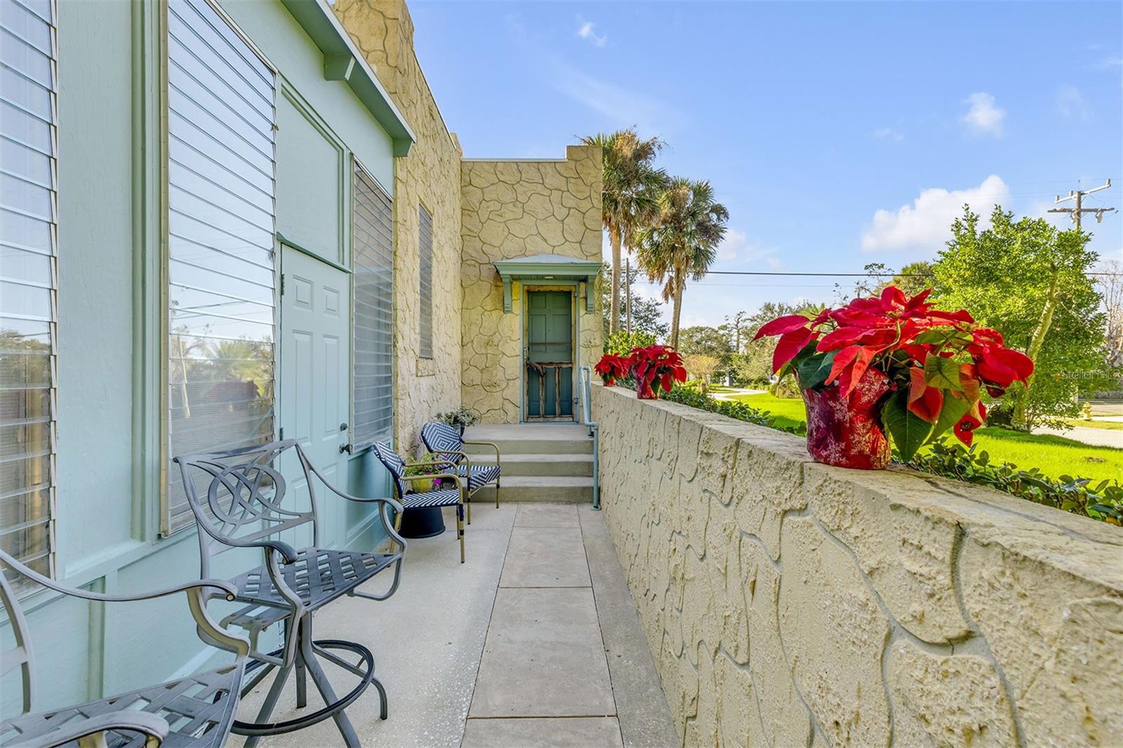 Image 23 of 91 For 113 Halifax Drive