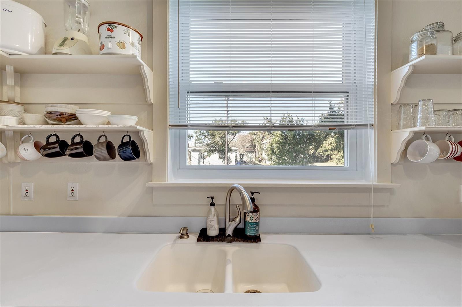 Image 34 of 91 For 113 Halifax Drive