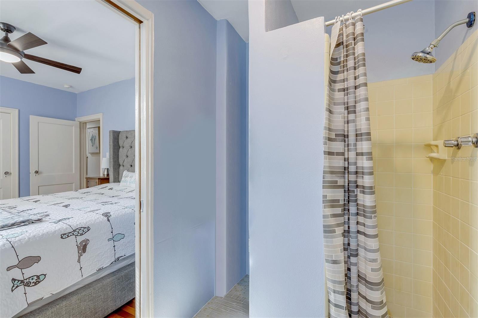 Image 40 of 91 For 113 Halifax Drive