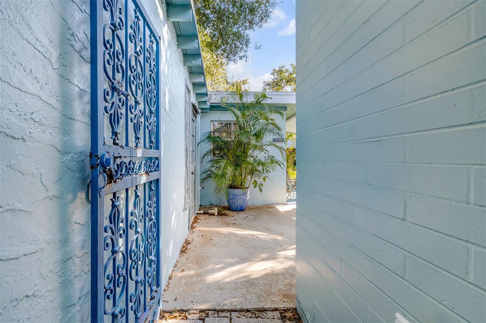 Image 58 of 91 For 113 Halifax Drive