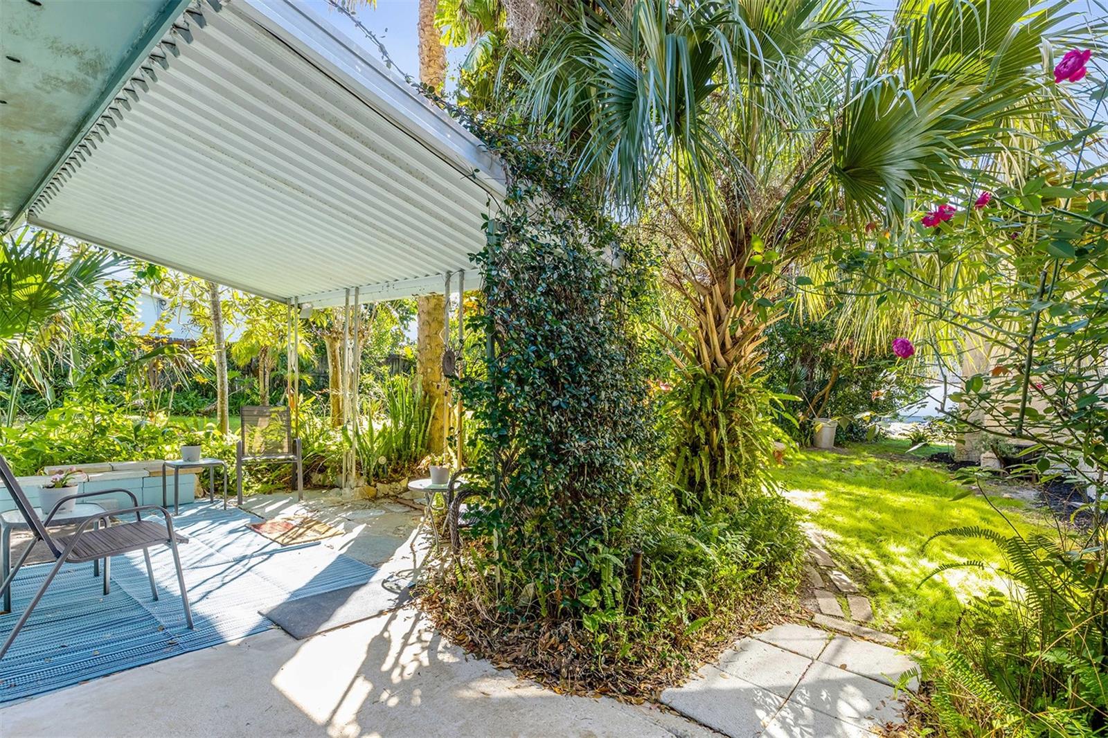 Image 59 of 91 For 113 Halifax Drive