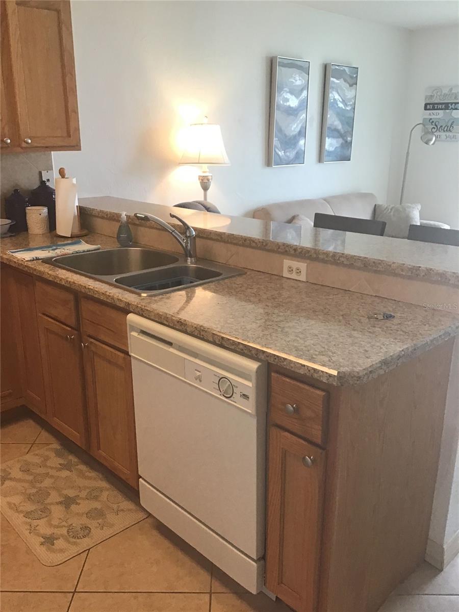 Image 4 of 19 For 1433 Atlantic Avenue 223