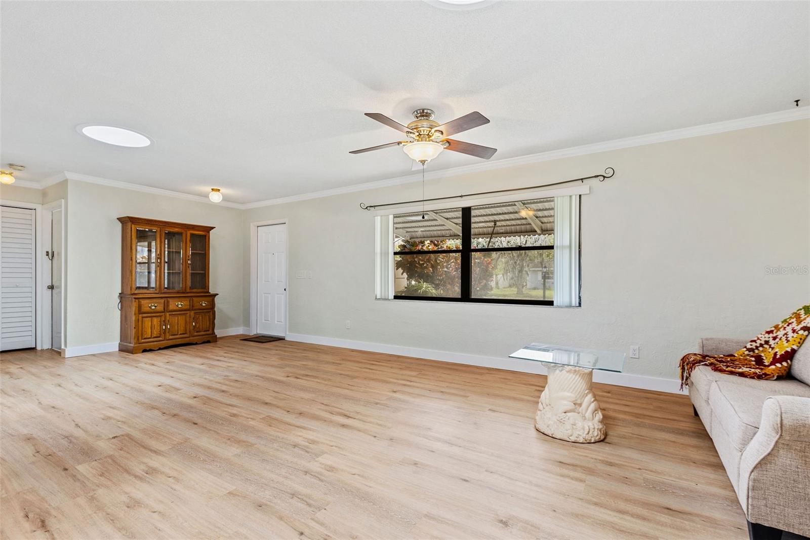 Image 5 of 26 For 1855 Pine Tree Drive