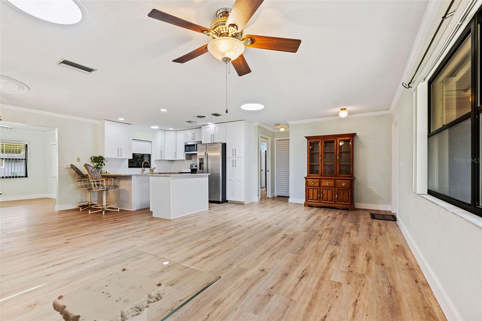 Image 6 of 26 For 1855 Pine Tree Drive