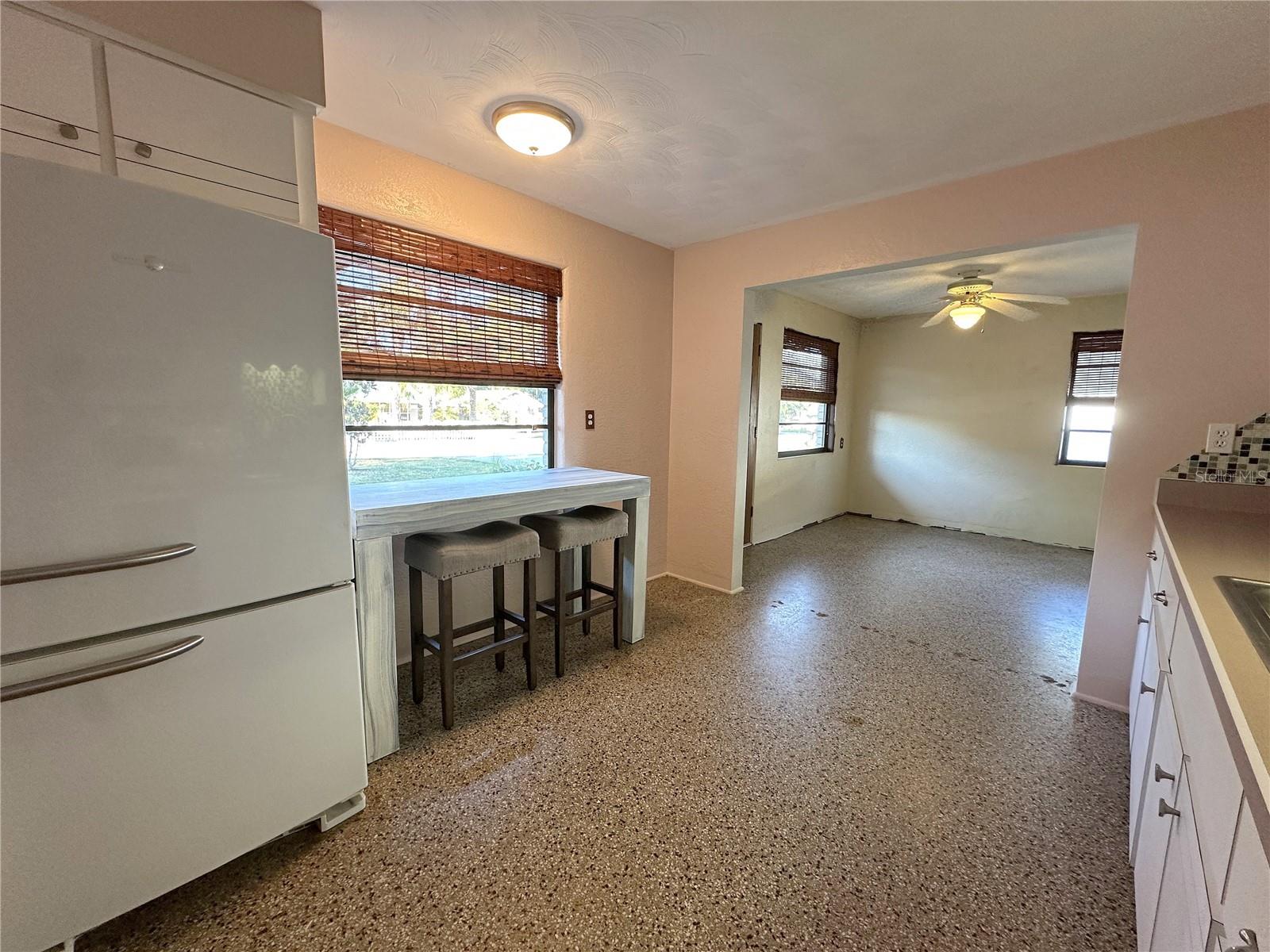 Image 22 of 32 For 112 Turgot Avenue