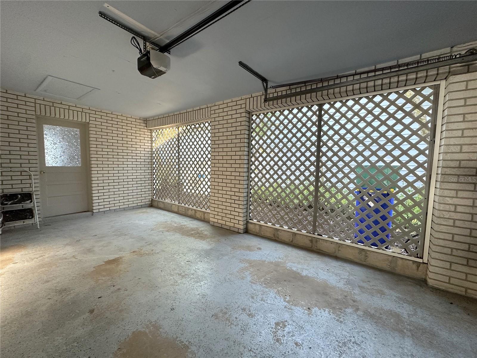 Image 32 of 32 For 112 Turgot Avenue