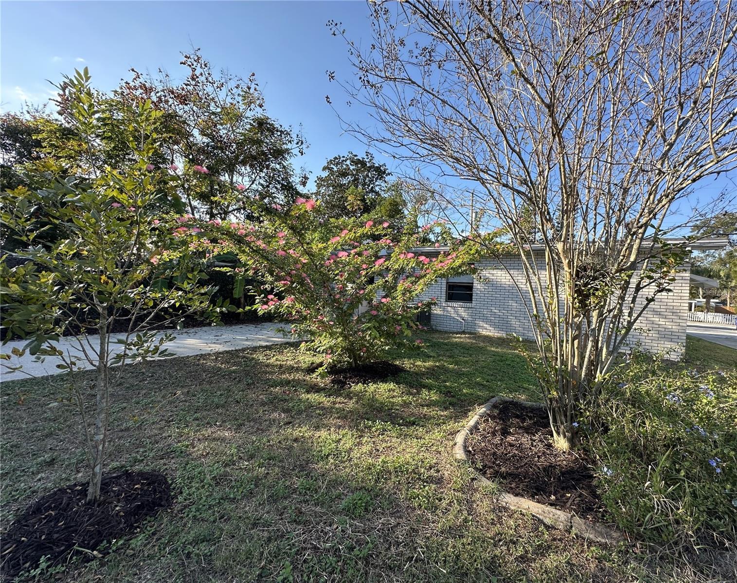 Image 9 of 32 For 112 Turgot Avenue