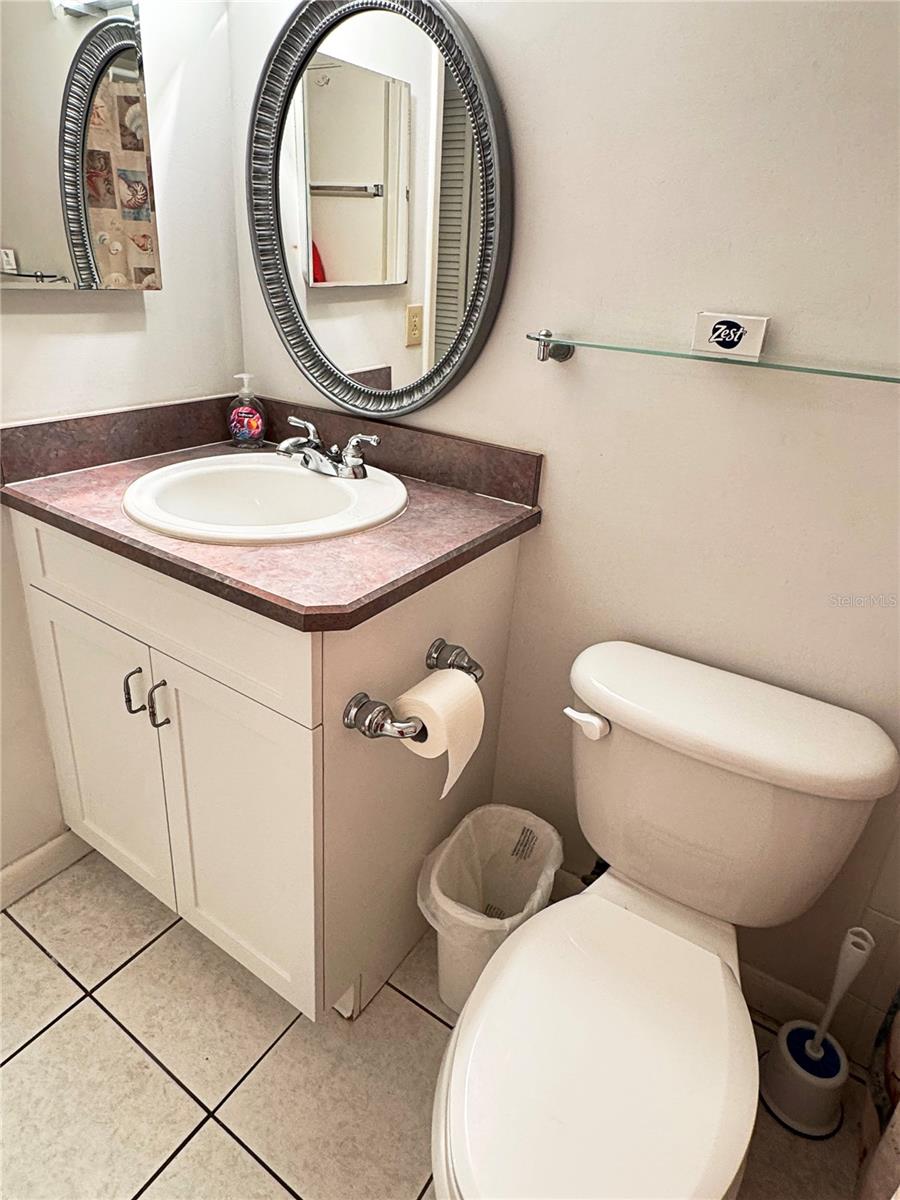 Image 12 of 37 For 1571 Atlantic Avenue 1110