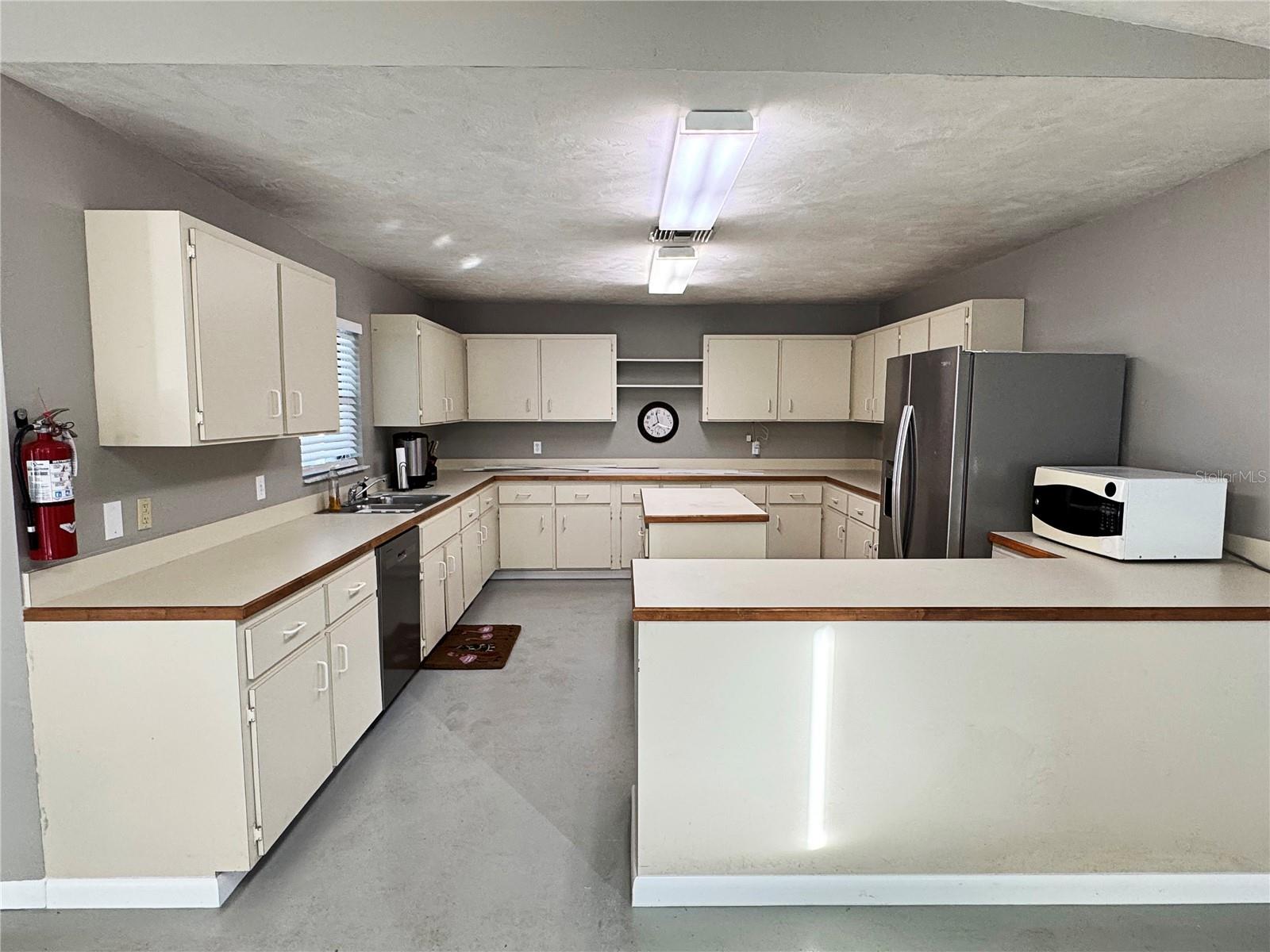 Image 31 of 37 For 1571 Atlantic Avenue 1110