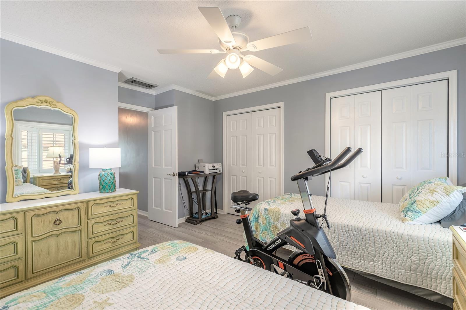 Image 17 of 45 For 2954 Oceans Trace