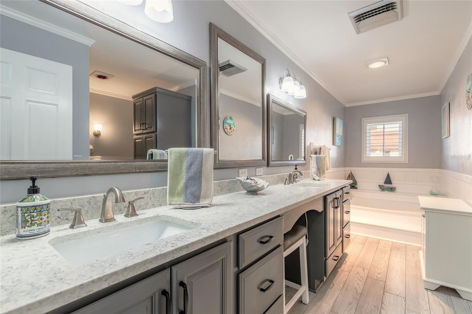 Image 7 of 45 For 2954 Oceans Trace