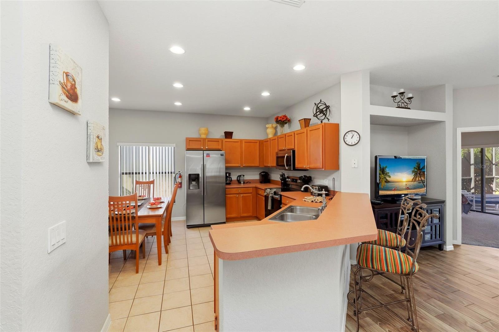 Image 15 of 51 For 16602 Lazy Breeze Loop