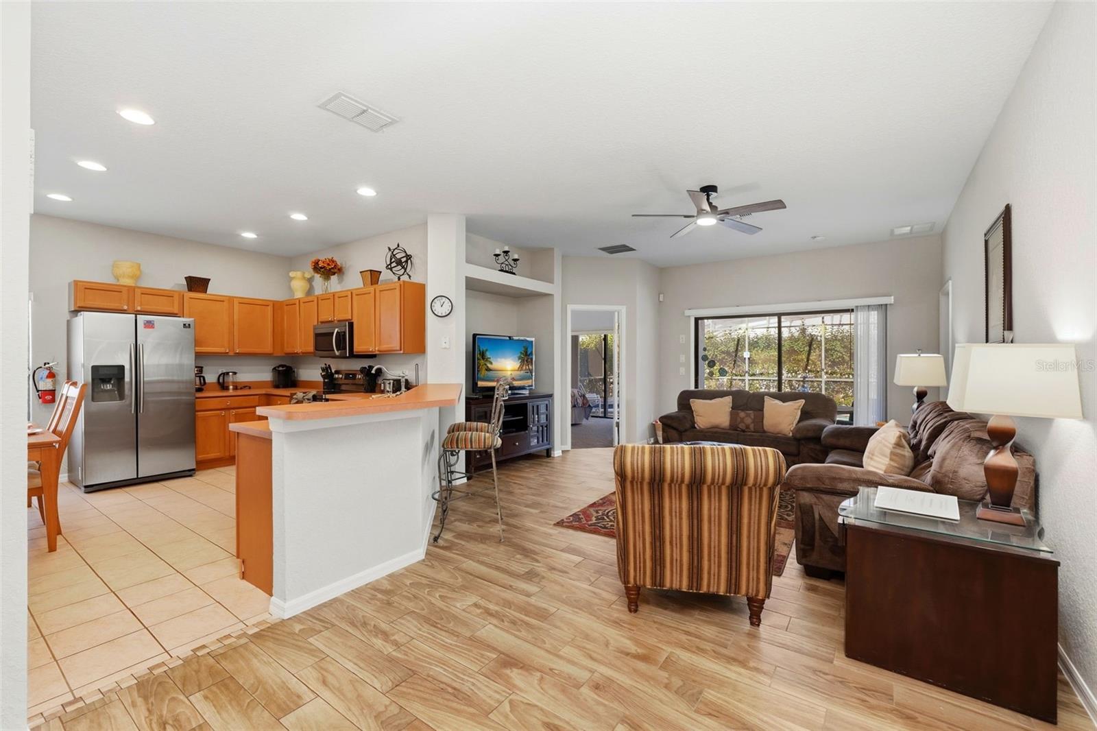 Image 7 of 51 For 16602 Lazy Breeze Loop