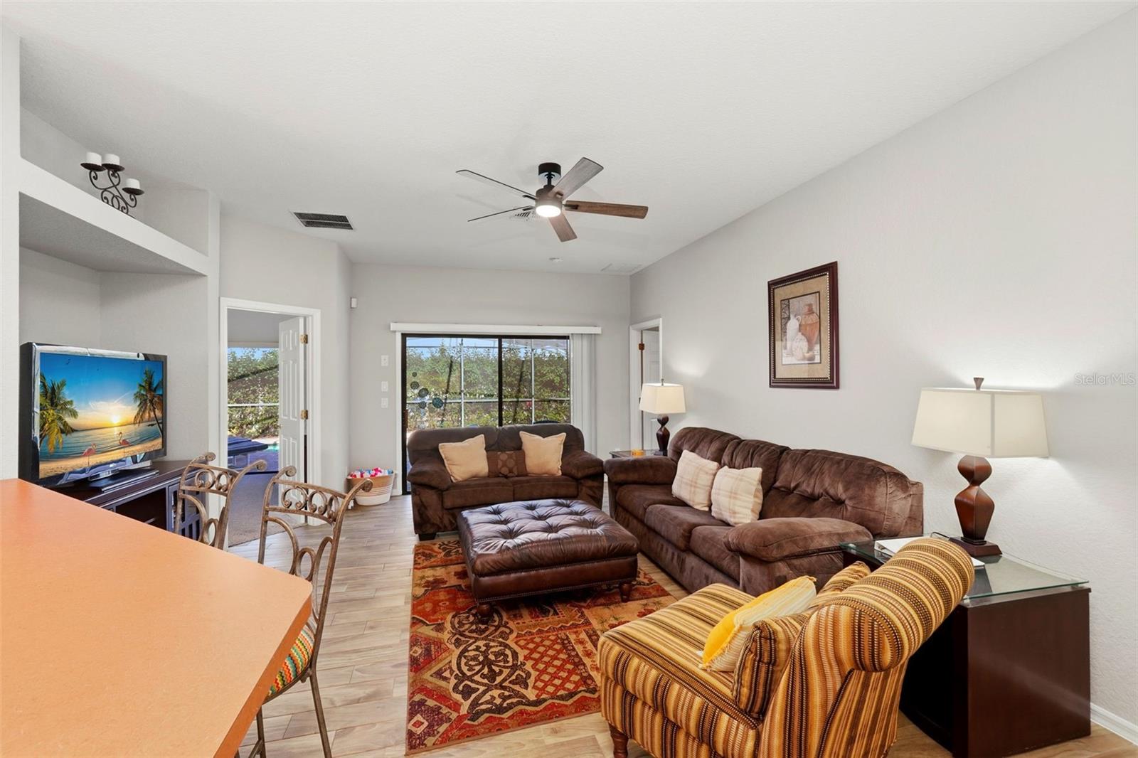 Image 9 of 51 For 16602 Lazy Breeze Loop