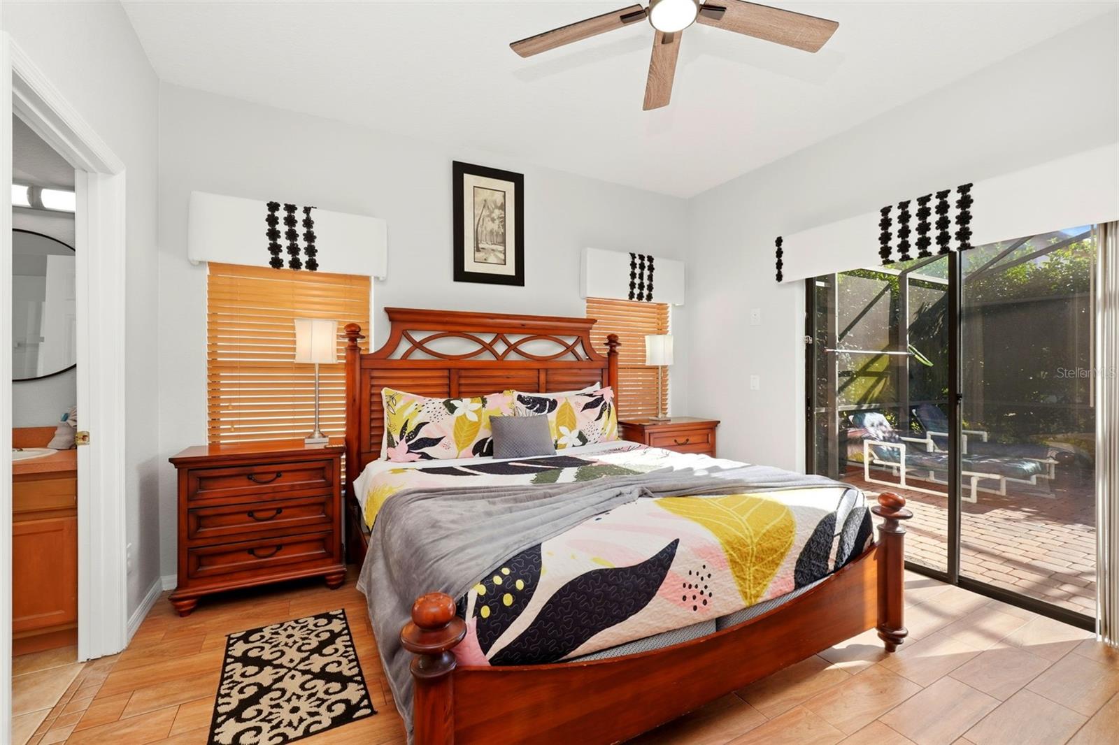 Image 20 of 49 For 16702 Caribbean Breeze Way