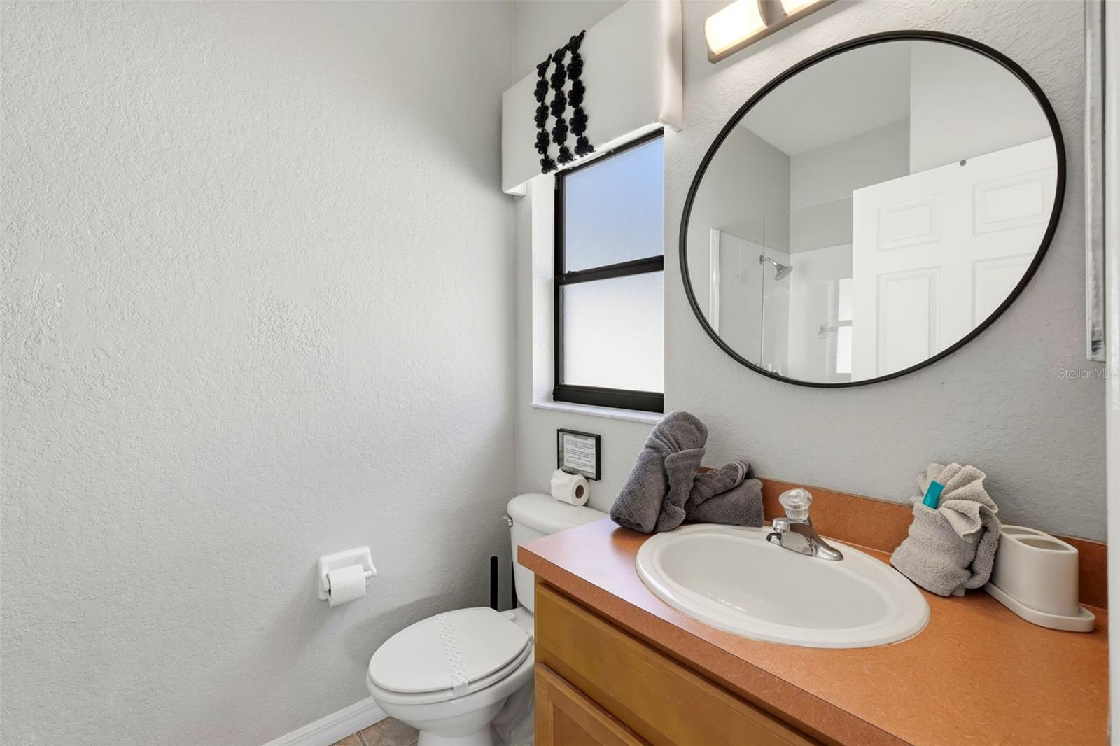 Image 22 of 49 For 16702 Caribbean Breeze Way