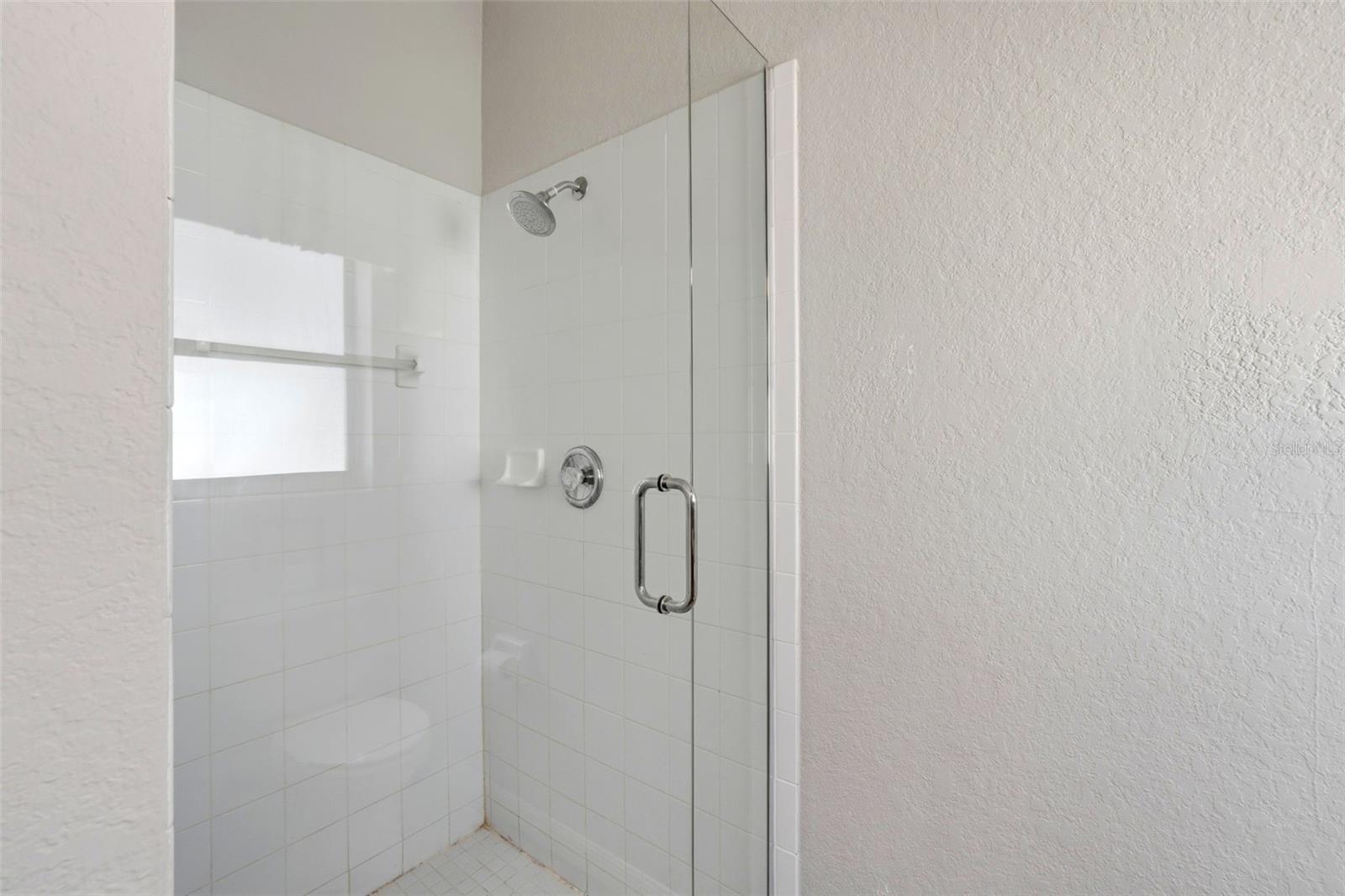 Image 23 of 49 For 16702 Caribbean Breeze Way