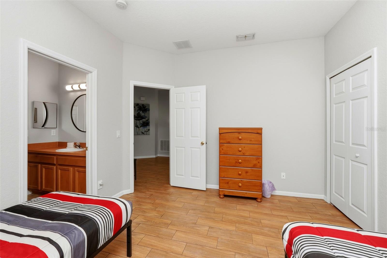 Image 28 of 49 For 16702 Caribbean Breeze Way