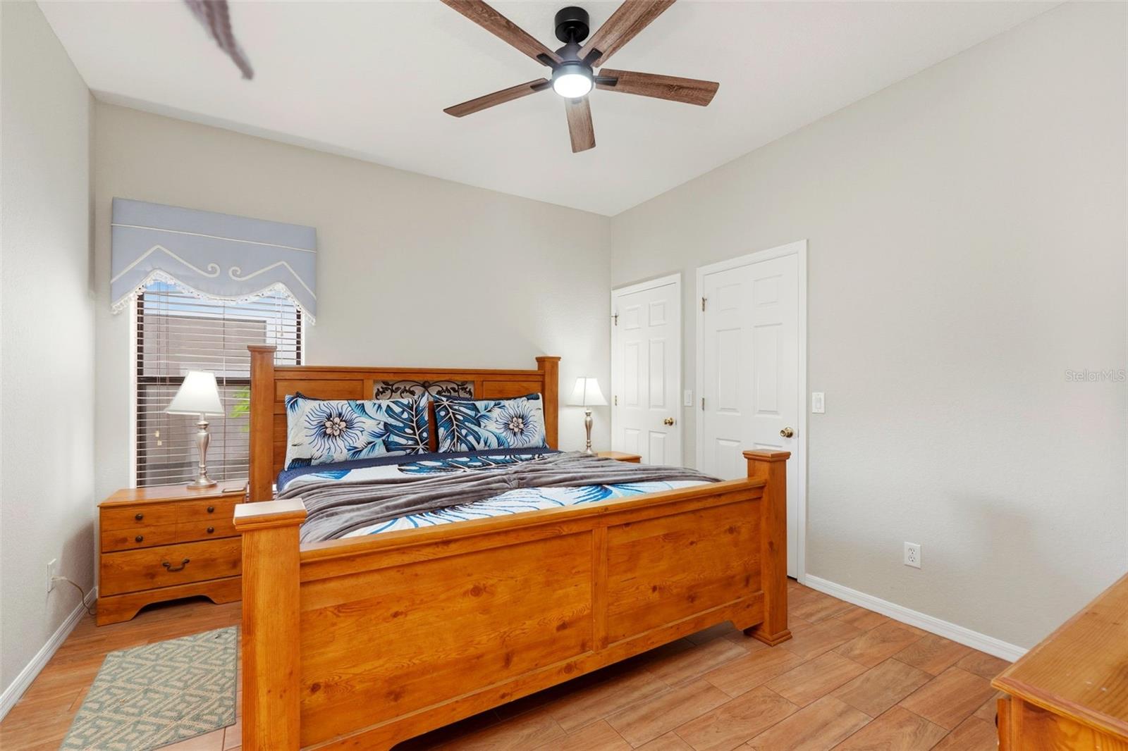 Image 29 of 49 For 16702 Caribbean Breeze Way