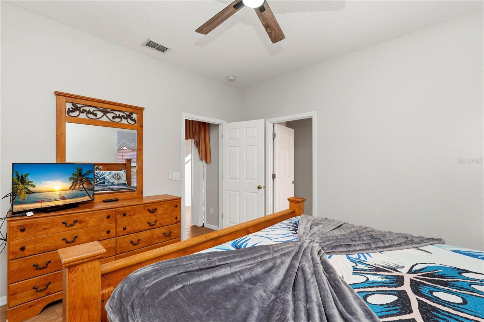 Image 30 of 49 For 16702 Caribbean Breeze Way