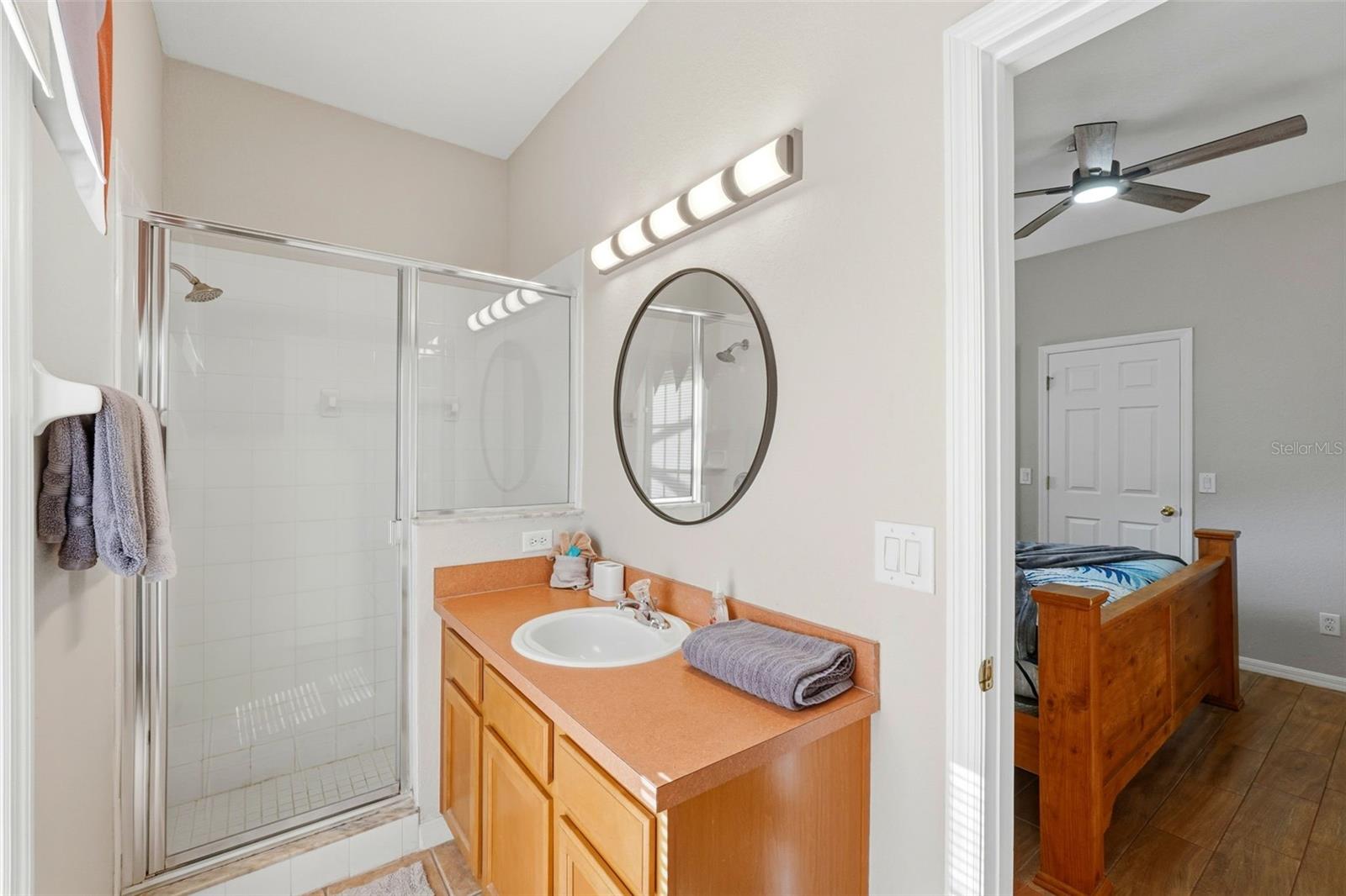 Image 32 of 49 For 16702 Caribbean Breeze Way