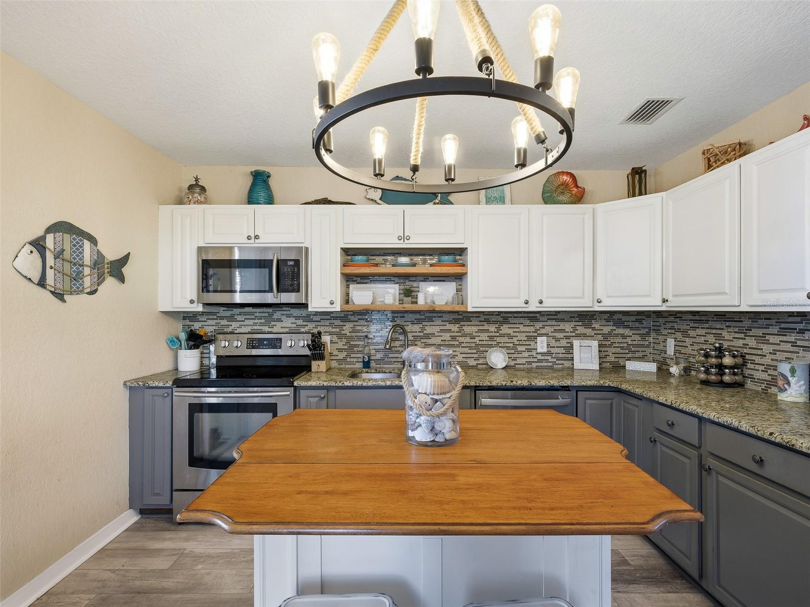 Image 19 of 71 For 1711 Magnolia Street