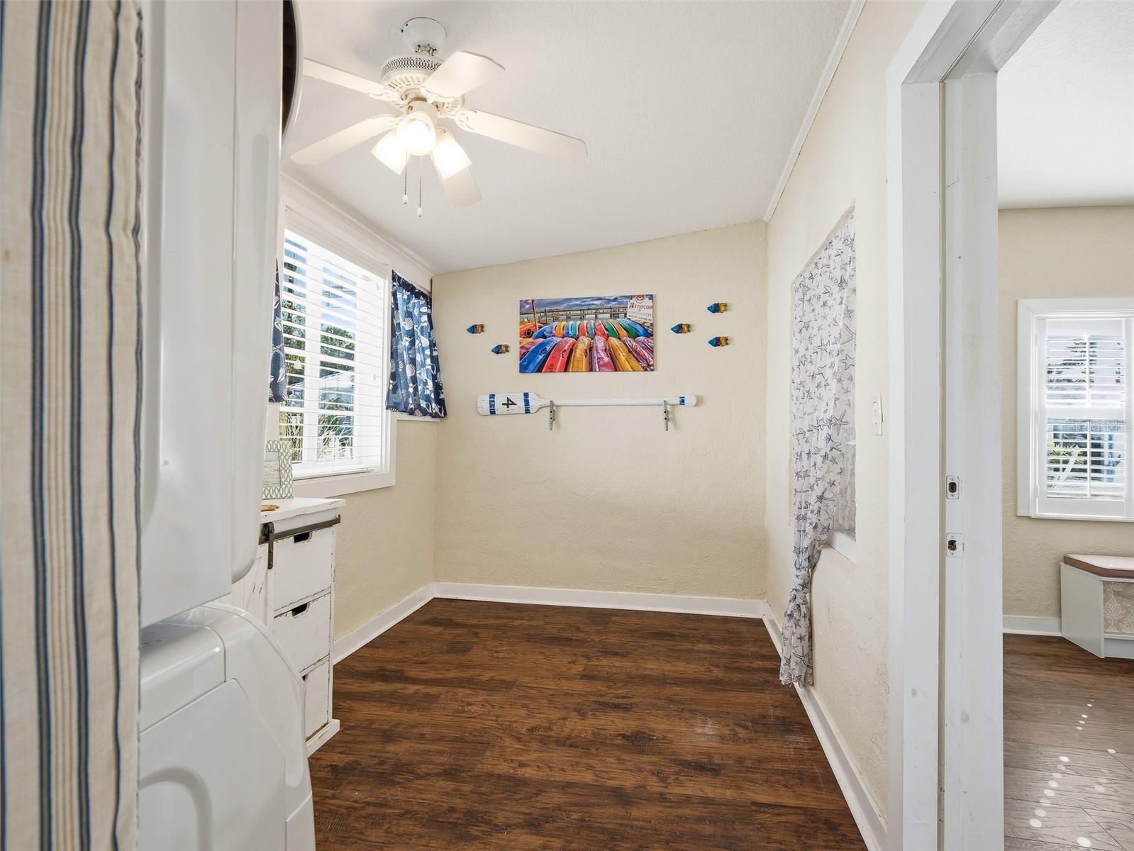 Image 34 of 71 For 1711 Magnolia Street