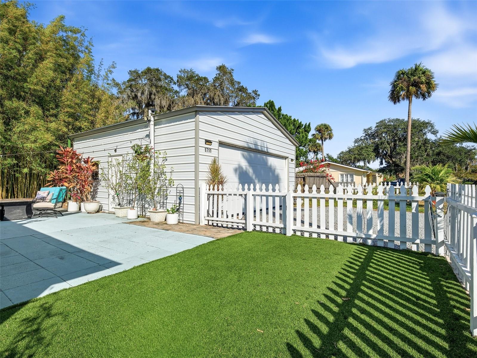 Image 43 of 71 For 1711 Magnolia Street