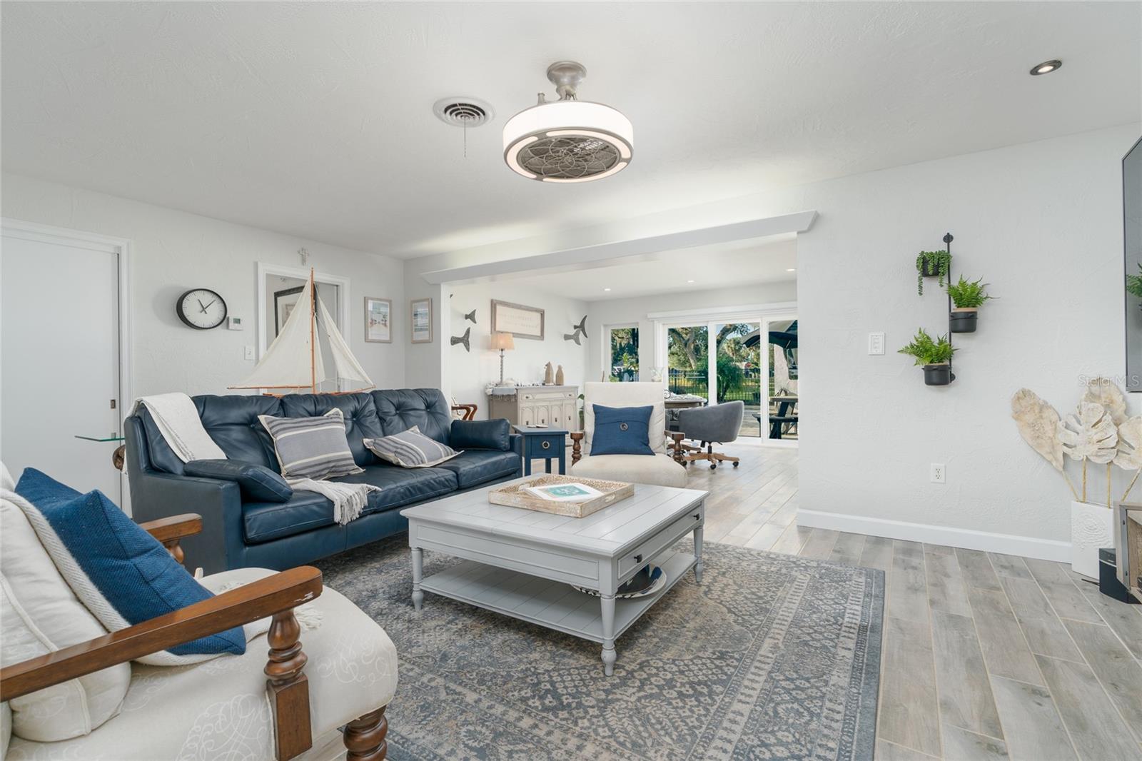 Image 11 of 38 For 1212 Magnolia Street