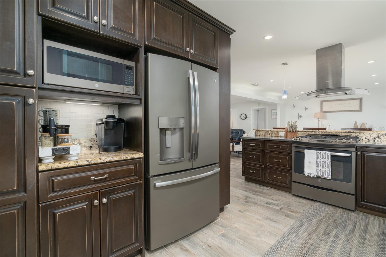 Image 17 of 38 For 1212 Magnolia Street