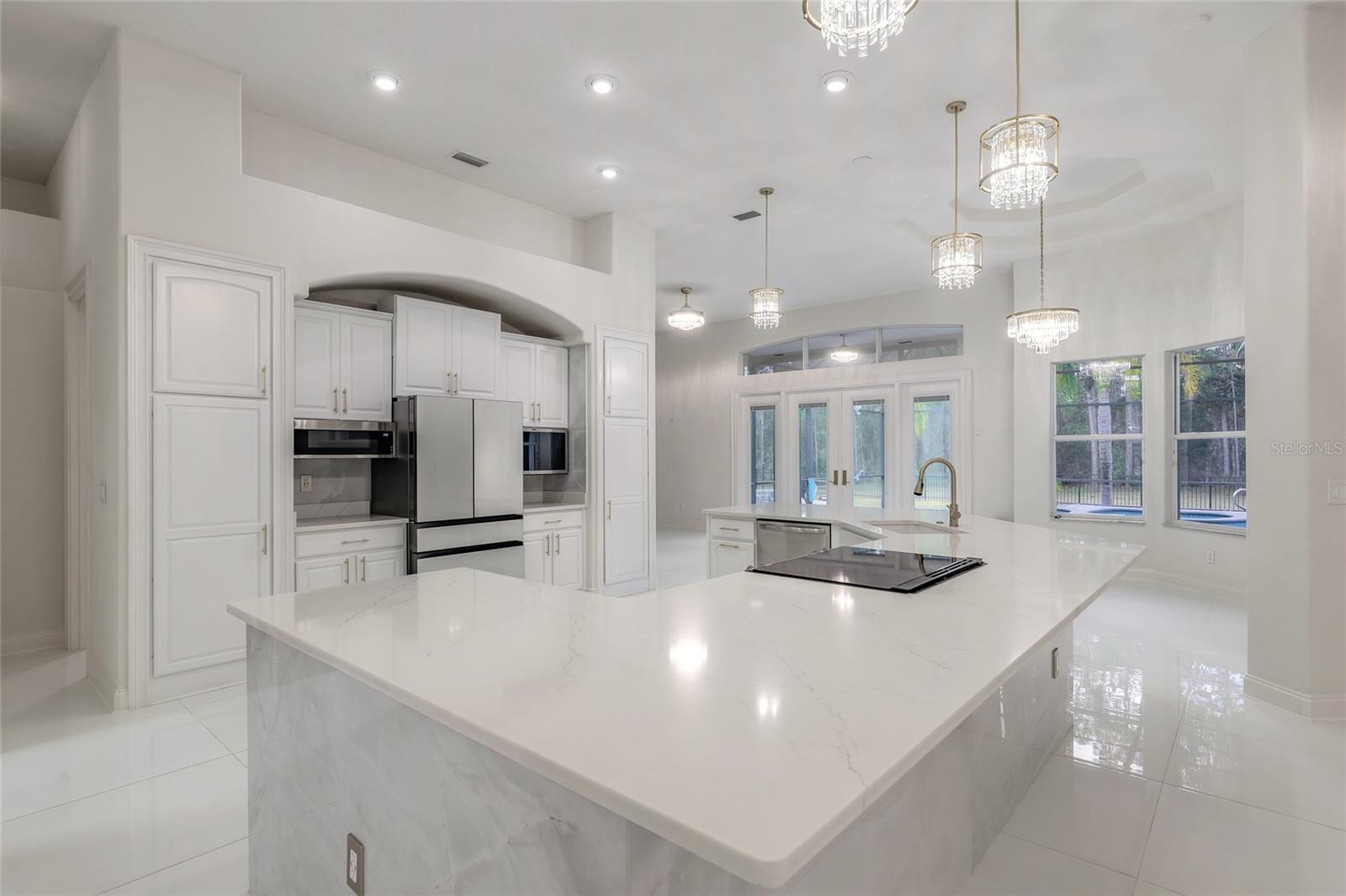 Image 25 of 85 For 1670 Roosevelt Boulevard