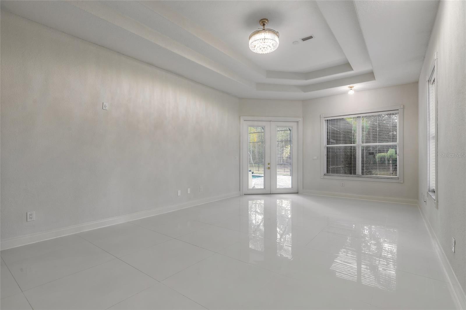 Image 33 of 85 For 1670 Roosevelt Boulevard