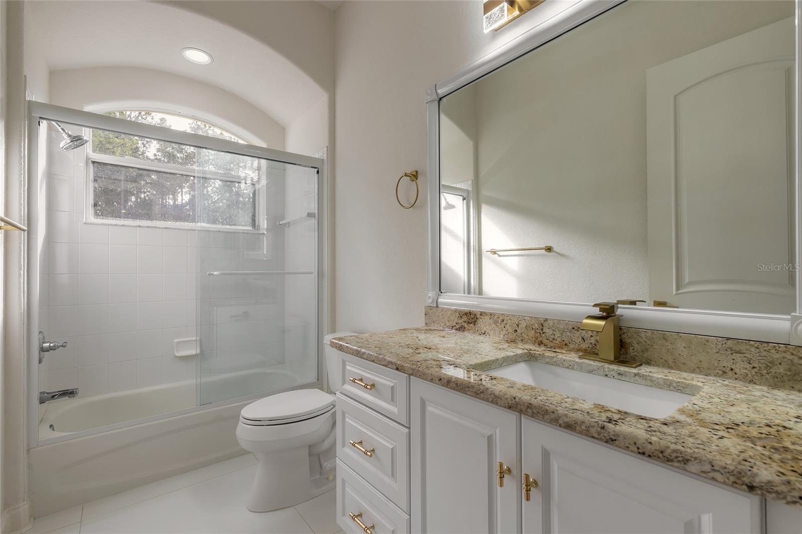 Image 47 of 85 For 1670 Roosevelt Boulevard