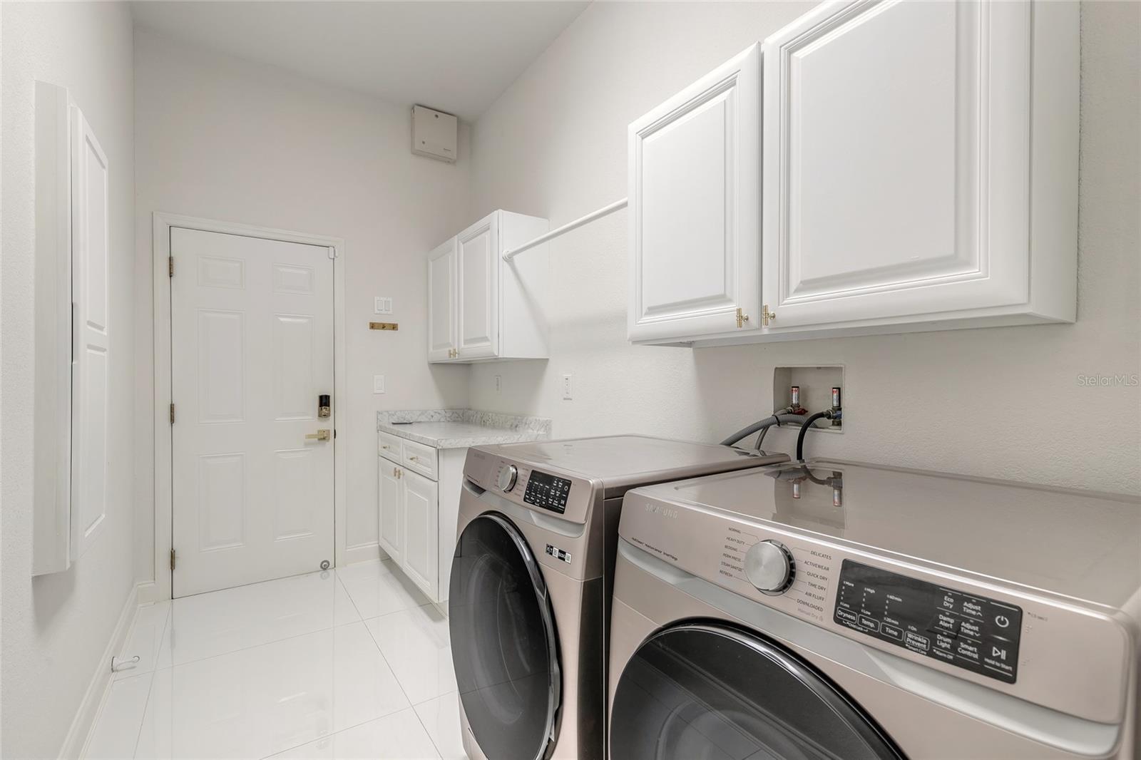 Image 56 of 85 For 1670 Roosevelt Boulevard