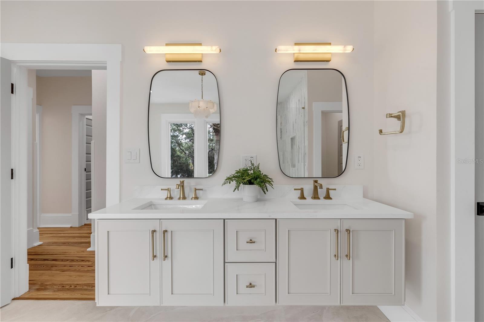 Image 54 of 100 For 214 Riverside Drive