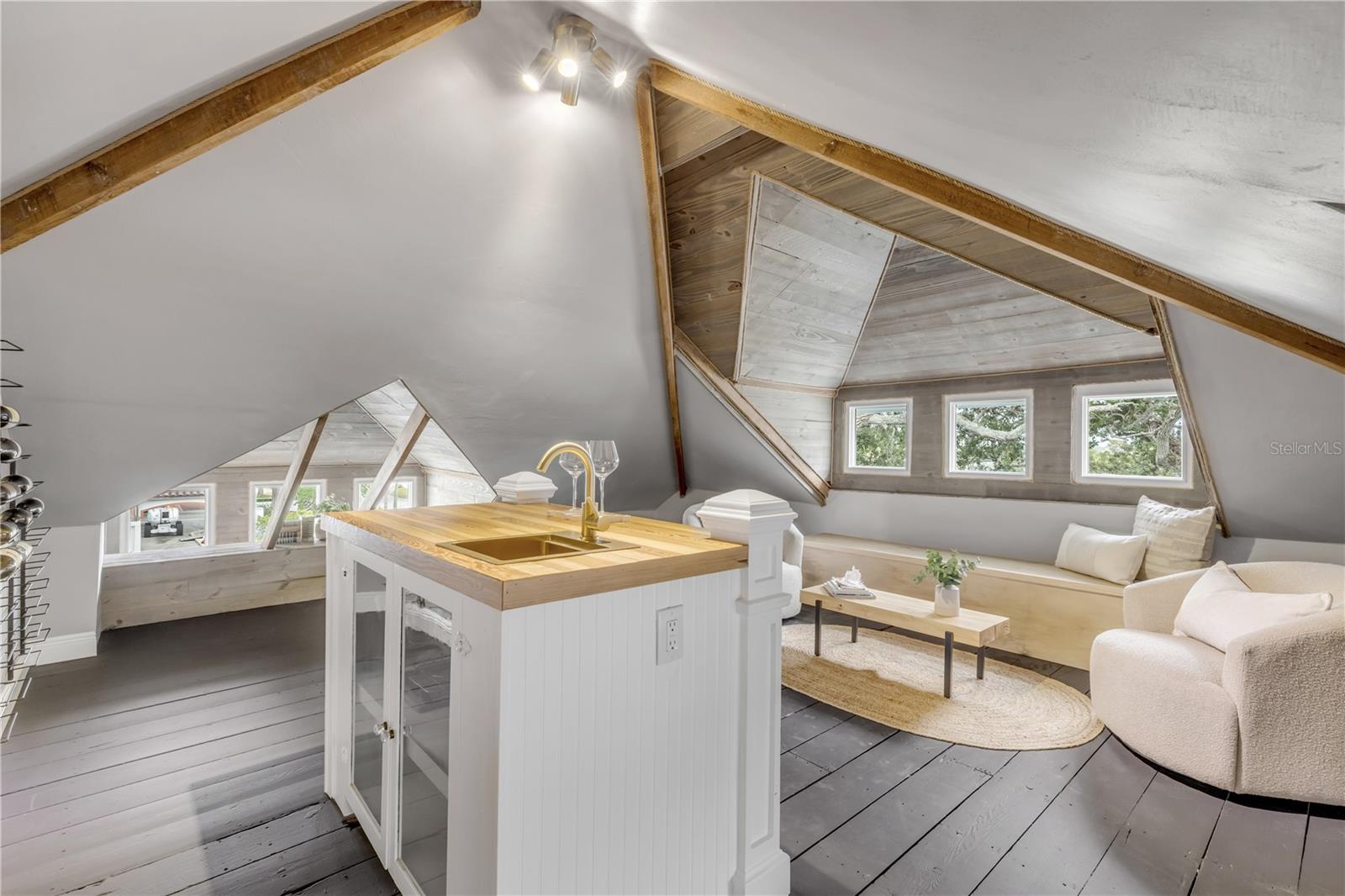 Image 57 of 100 For 214 Riverside Drive