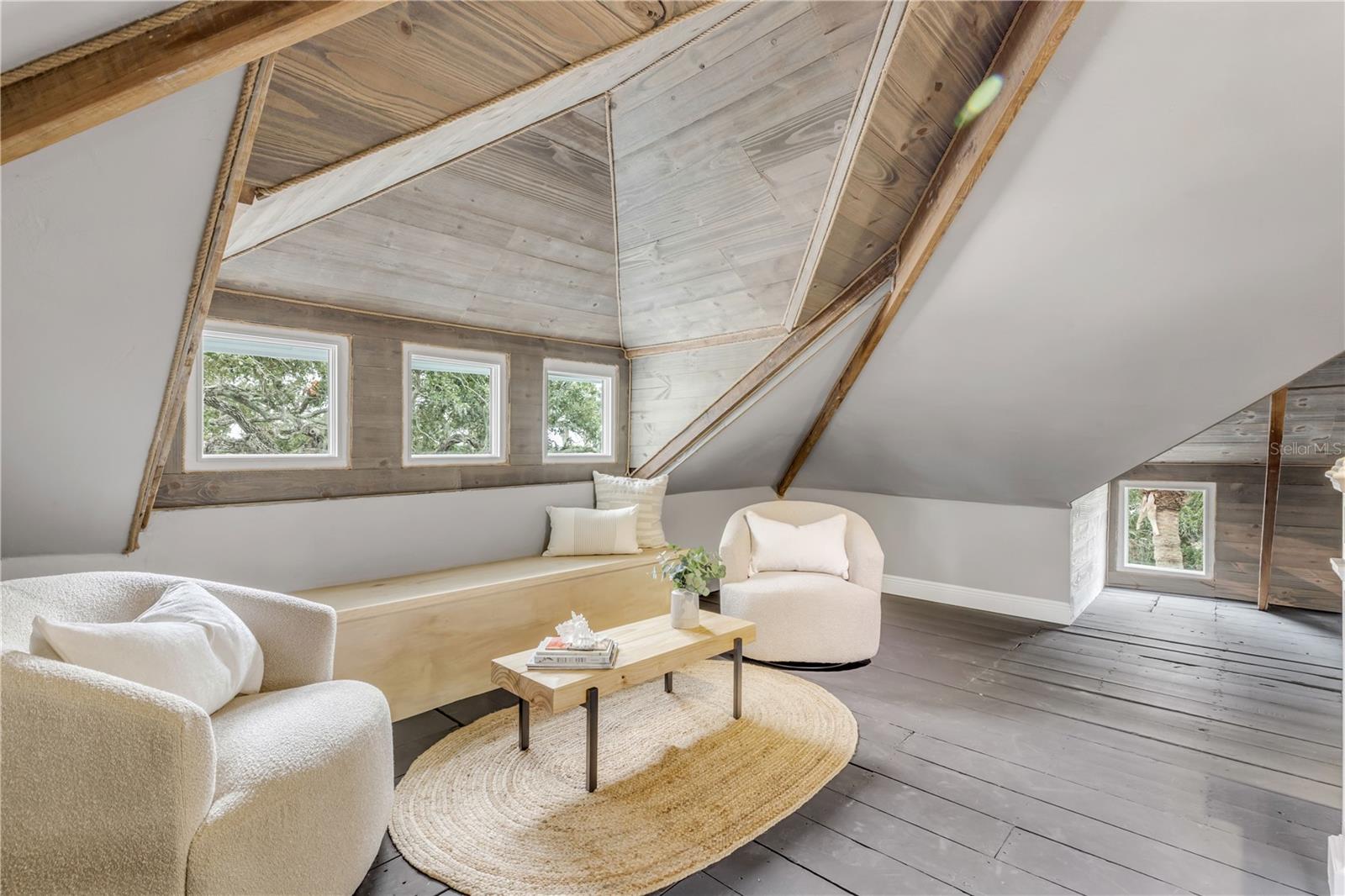 Image 58 of 100 For 214 Riverside Drive