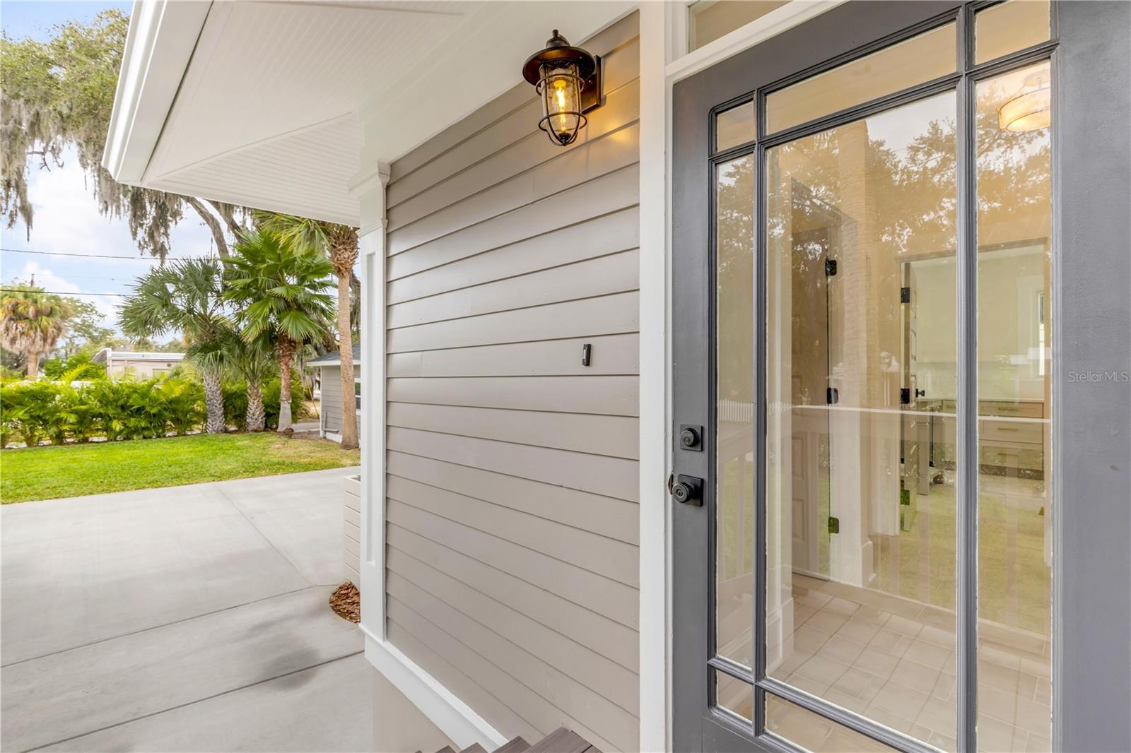 Image 69 of 100 For 214 Riverside Drive