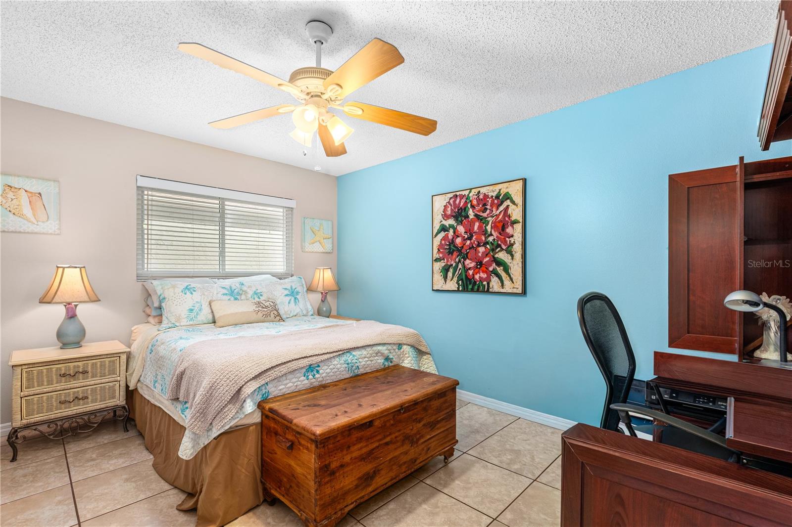 Image 16 of 21 For 417 Falcon Avenue