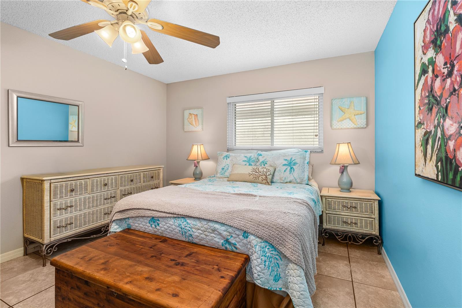 Image 17 of 21 For 417 Falcon Avenue