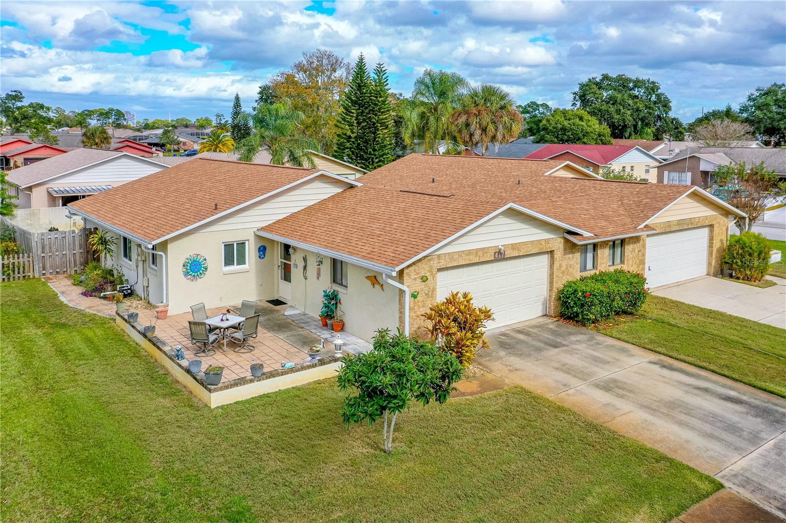 Image 2 of 21 For 417 Falcon Avenue