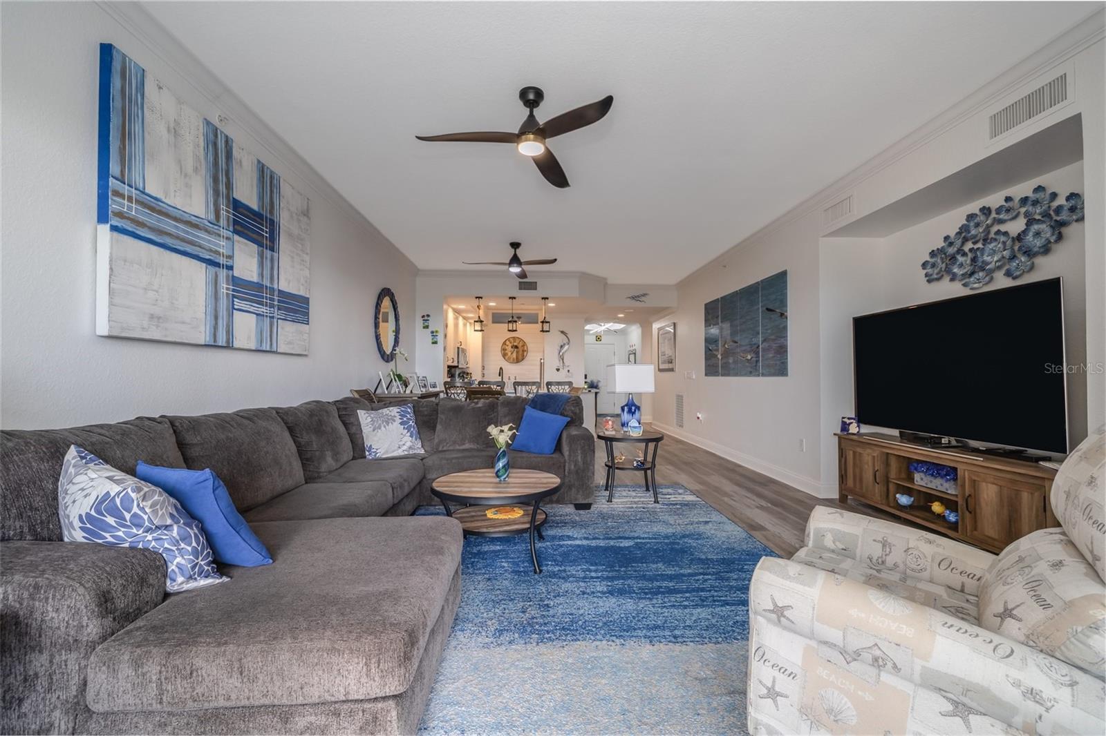 Image 10 of 92 For 265 Minorca Beach Way 404