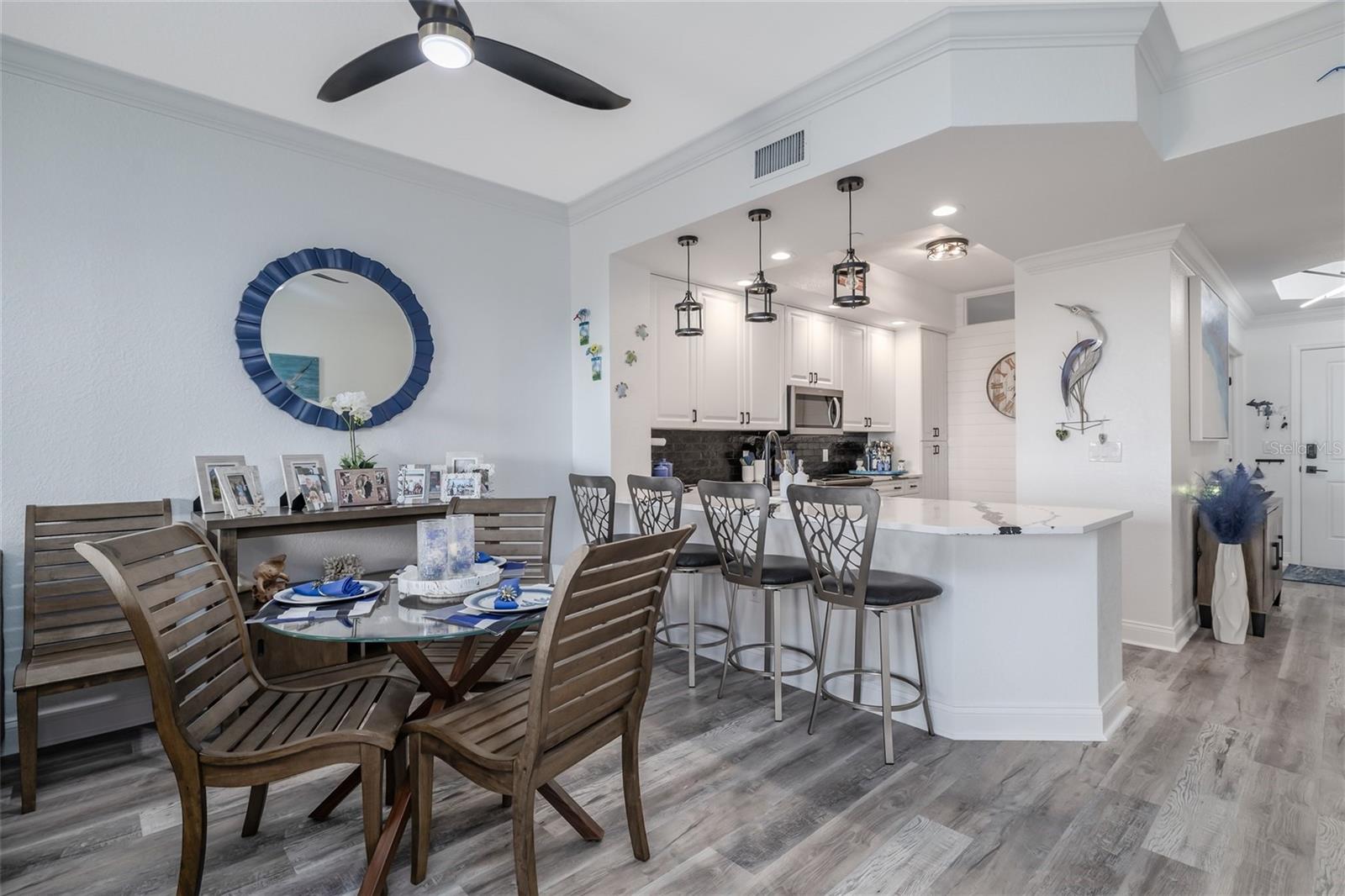 Image 11 of 92 For 265 Minorca Beach Way 404