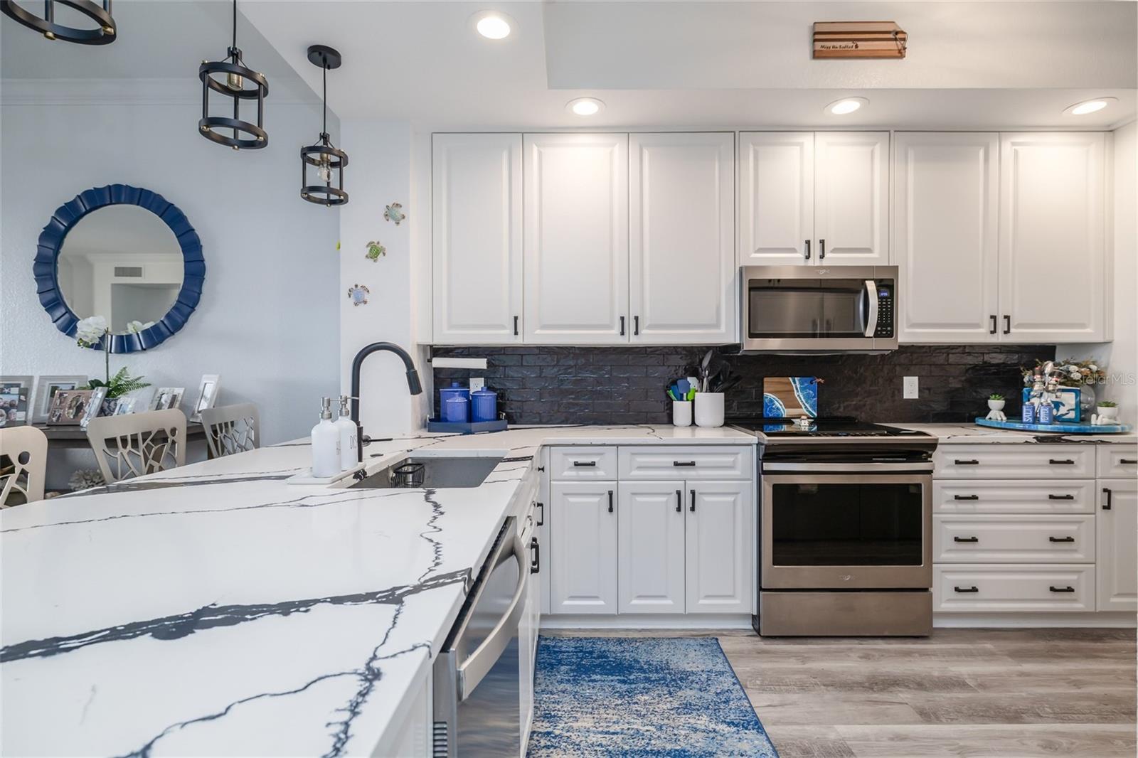 Image 14 of 92 For 265 Minorca Beach Way 404